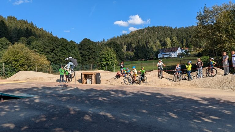 PXL 20240921 135027007 768x432